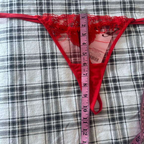 Blue Bella Marseille Embroidered Floral Bra &Thong Panies In Tomato Red NWT 40DD - Picture 15 of 16